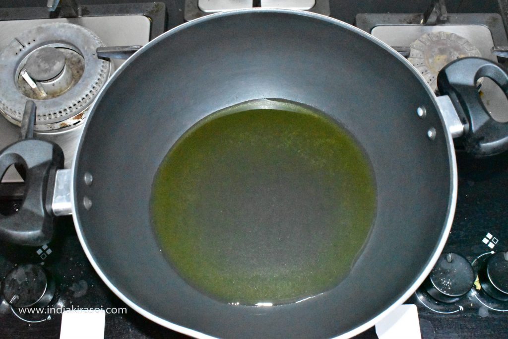 Add 2 tablespoons of desi ghee in the kadhai/ fry pan.