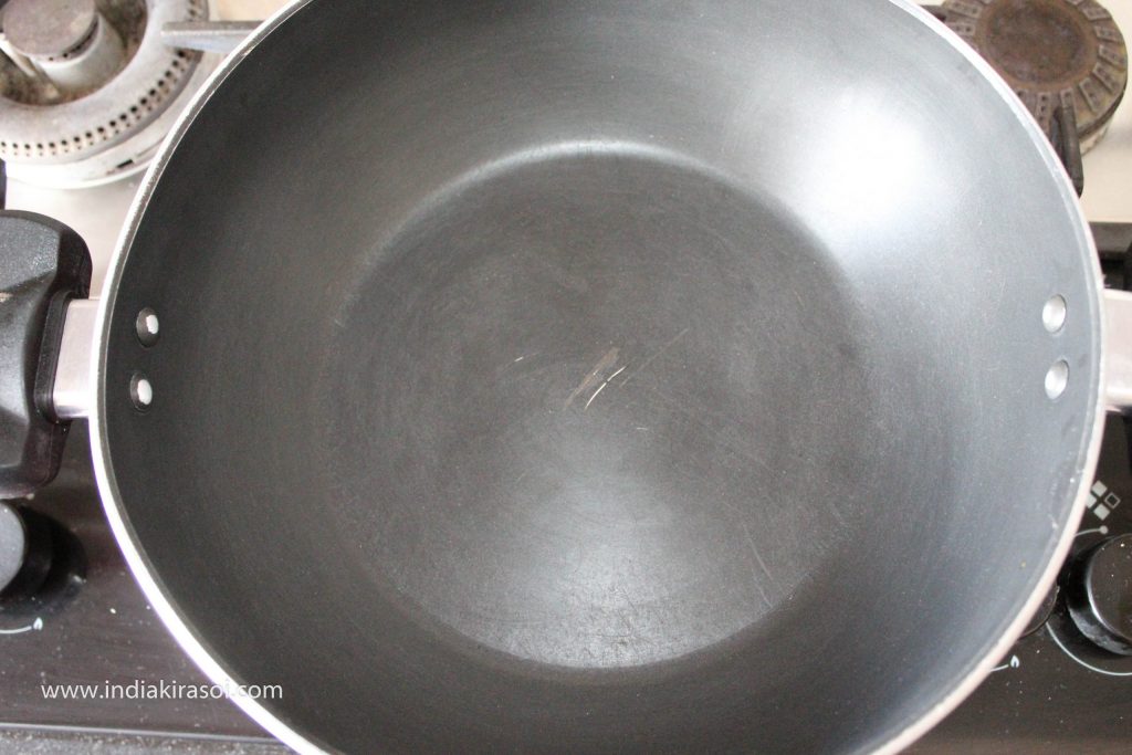 Now put a pan or fry pan on the gas.